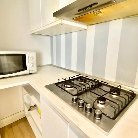 아파트 Central-duomo- Beautiful Loft - 400 Meters From The Metro 밀라노