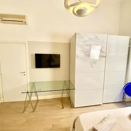아파트 Central-duomo- Beautiful Loft - 400 Meters From The Metro